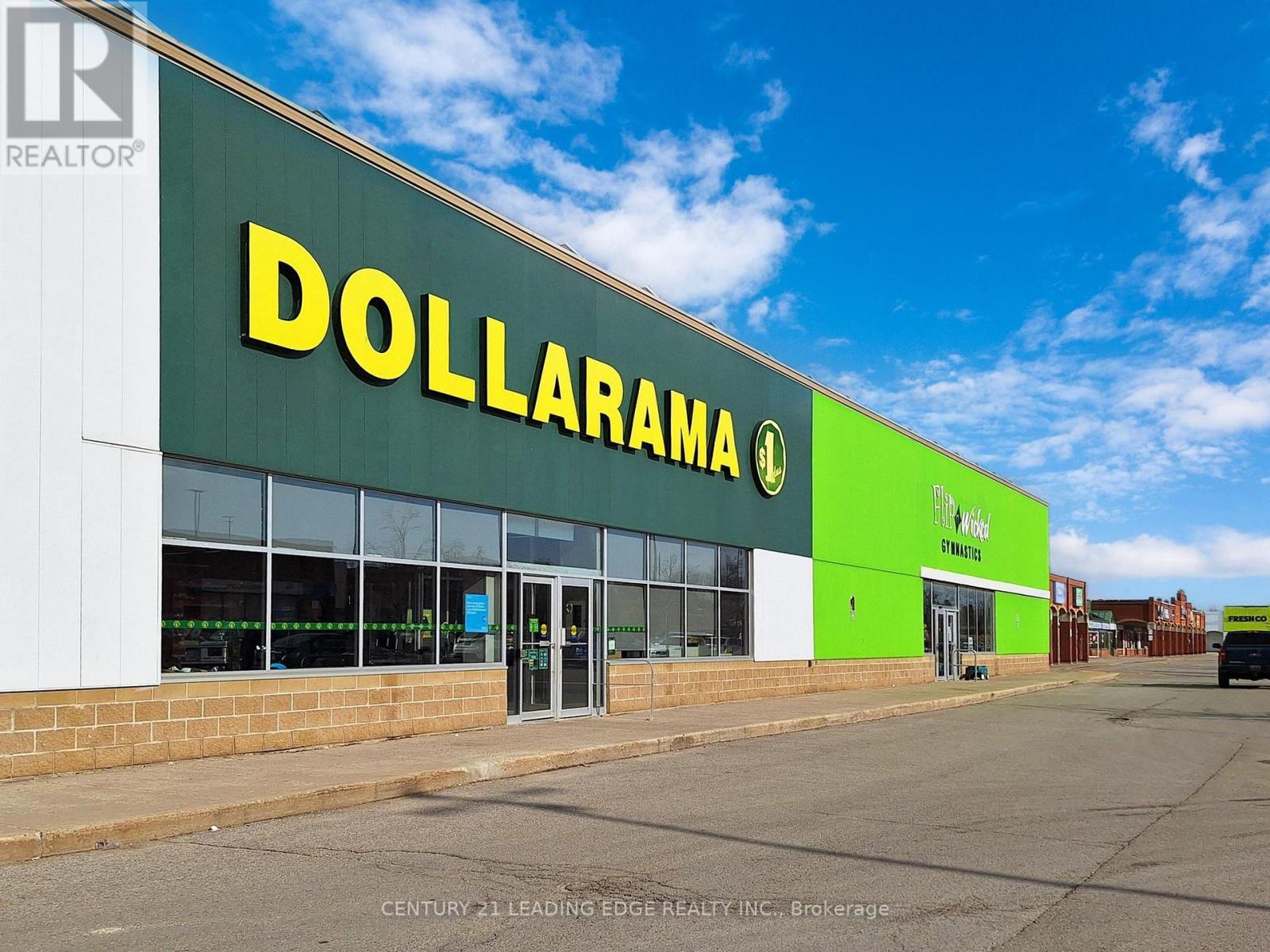 399 The Queensway South, Georgina, Ontario  L4P 2C6 - Photo 20 - N12732040