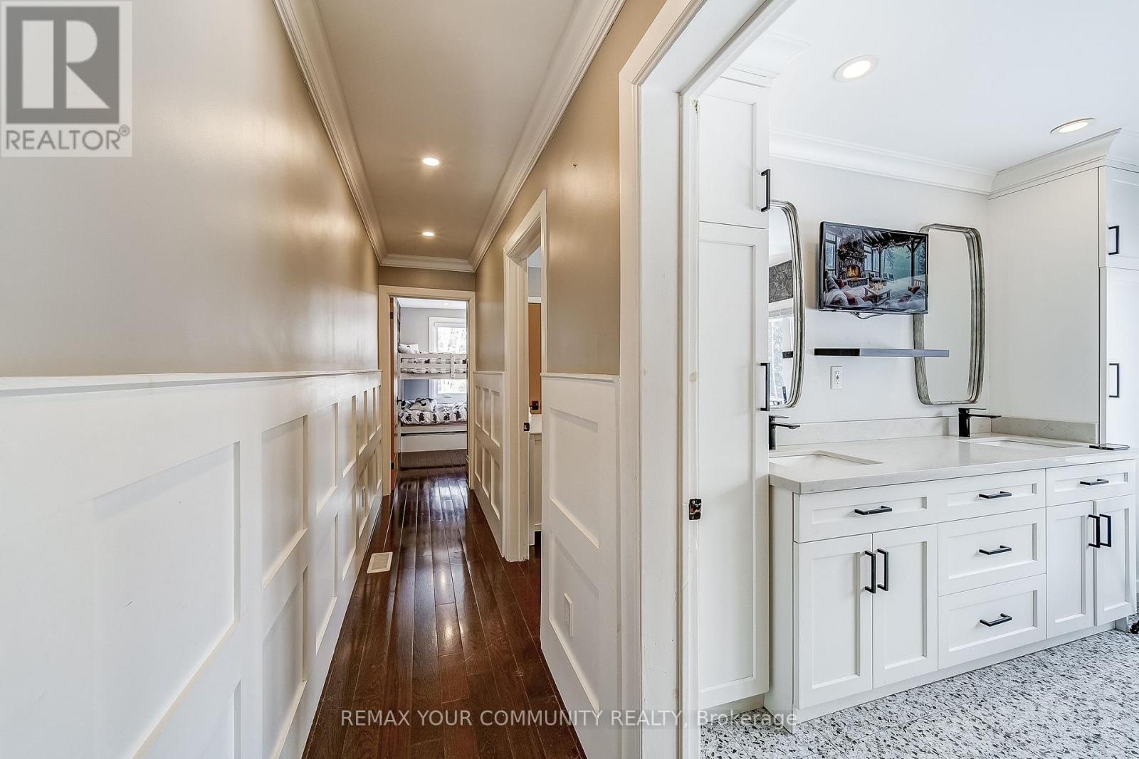 3433 Mount Albert Road, East Gwillimbury, Ontario  L0G 1V0 - Photo 20 - N12732052