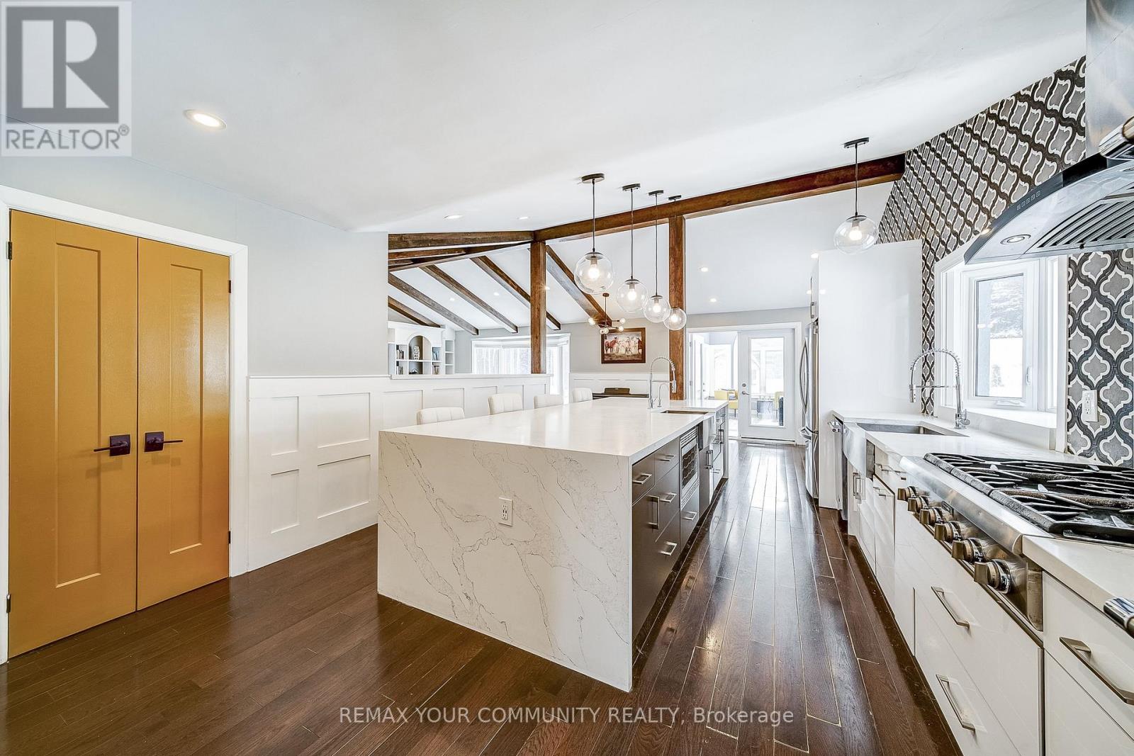 3433 Mount Albert Road, East Gwillimbury, Ontario  L0G 1V0 - Photo 4 - N12732052