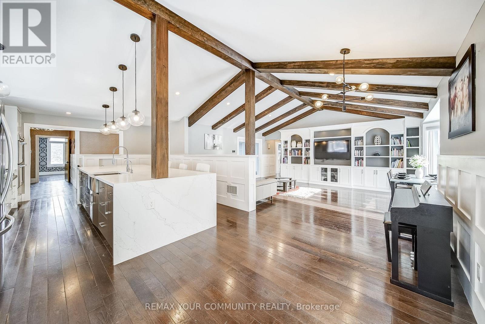 3433 Mount Albert Road, East Gwillimbury, Ontario  L0G 1V0 - Photo 8 - N12732052