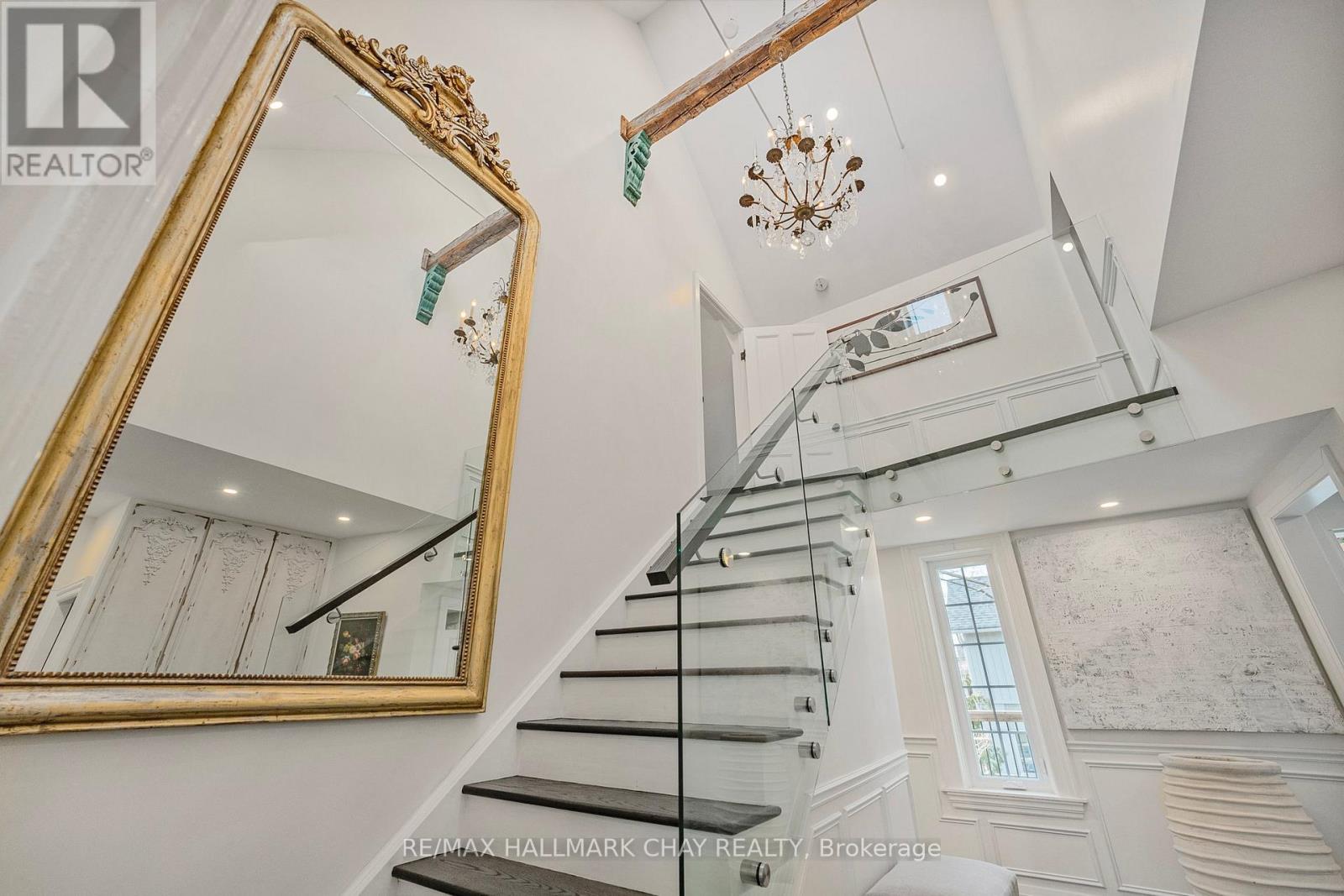 11 Catherine Avenue, Aurora, Ontario  L4G 1K4 - Photo 12 - N12732114