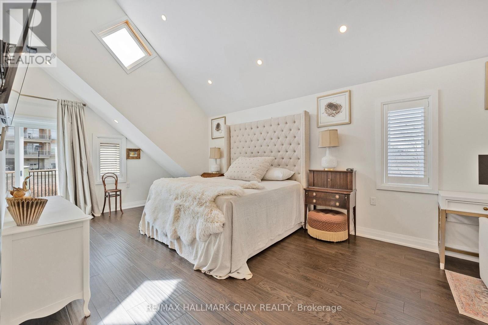 11 Catherine Avenue, Aurora, Ontario  L4G 1K4 - Photo 24 - N12732114