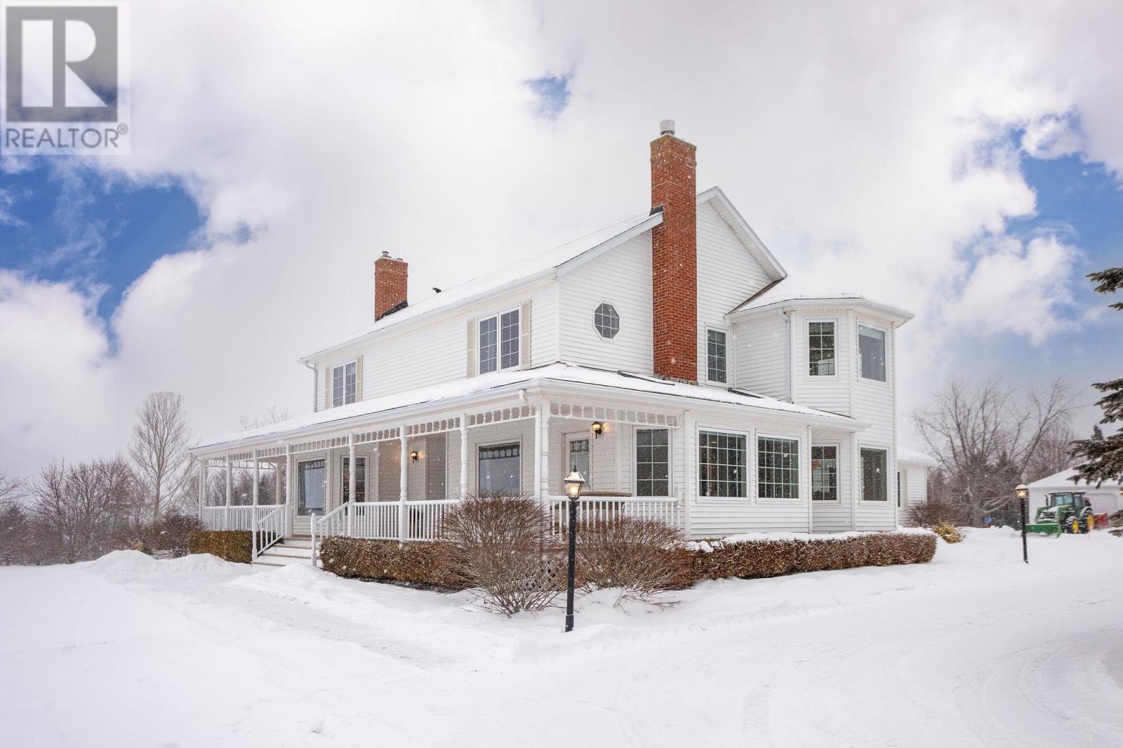 21 Spruce Lane, Stratford, Prince Edward Island