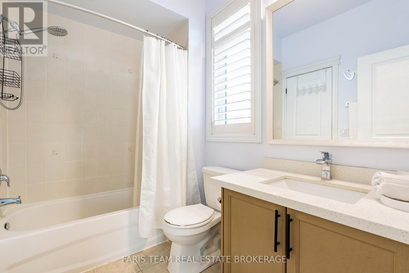 9 Broadpoint Street, Wasaga Beach, Ontario  L9Z 3B8 - Photo 17 - S12732072