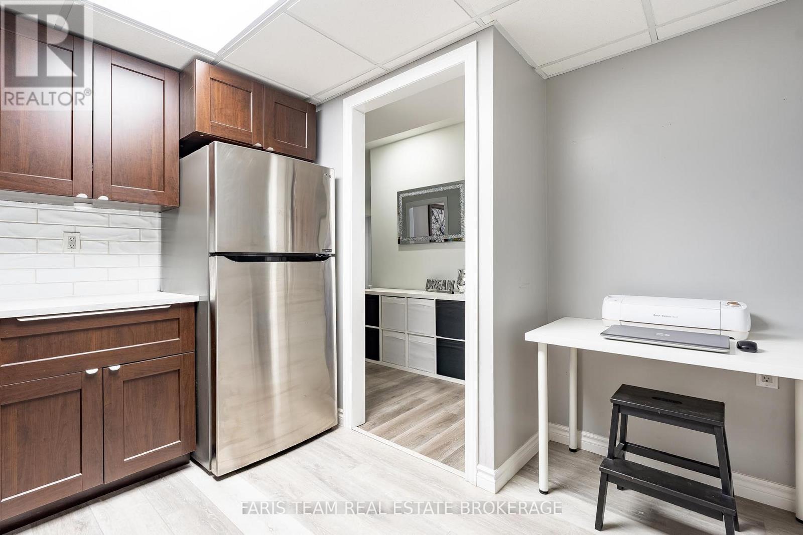 9 Broadpoint Street, Wasaga Beach, Ontario  L9Z 3B8 - Photo 23 - S12732072