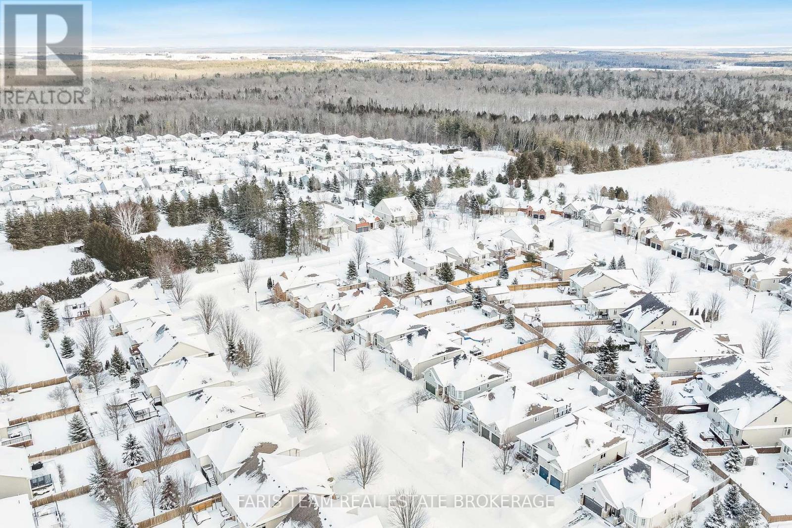 9 Broadpoint Street, Wasaga Beach, Ontario  L9Z 3B8 - Photo 37 - S12732072