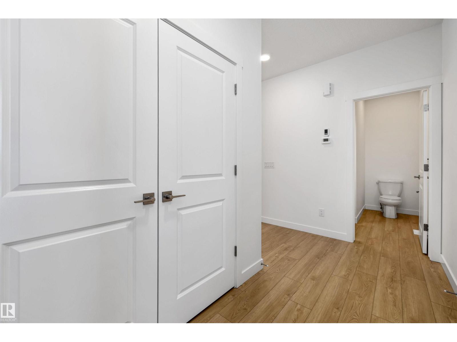 915 19 Av Nw, Edmonton, Alberta  T6T 2X4 - Photo 4 - E4470880