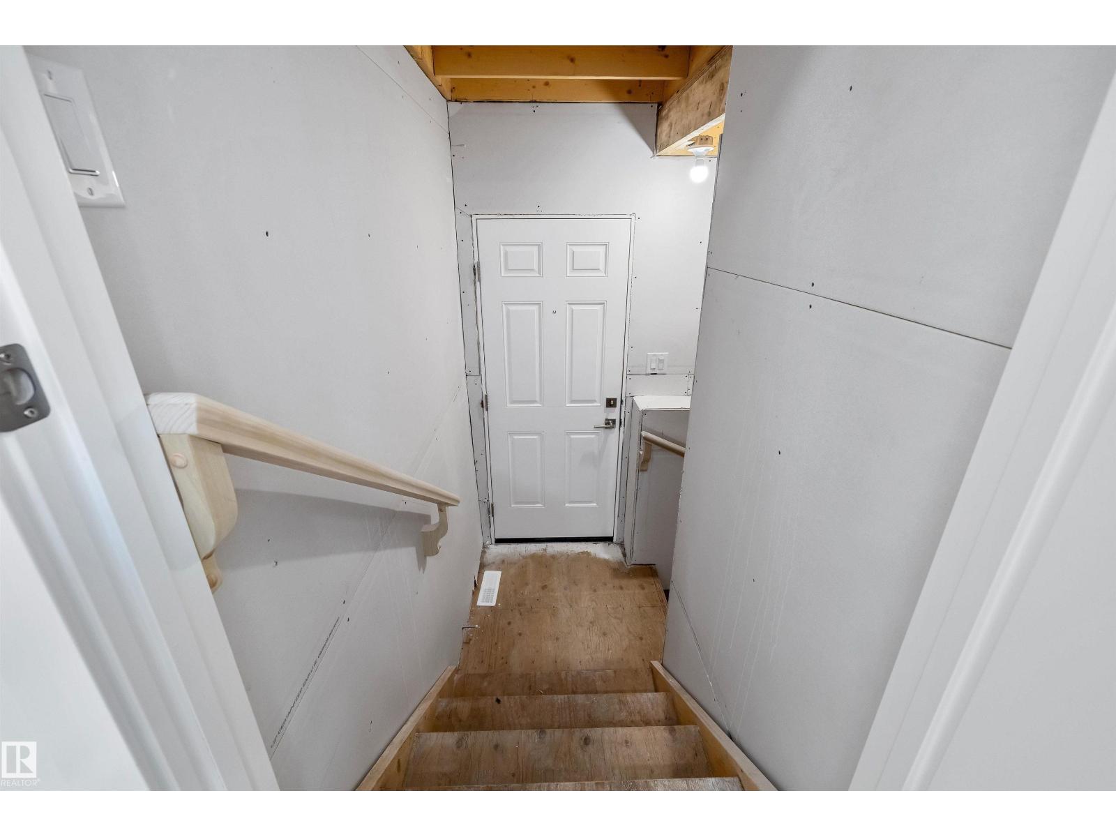 915 19 Av Nw, Edmonton, Alberta  T6T 2X4 - Photo 43 - E4470880