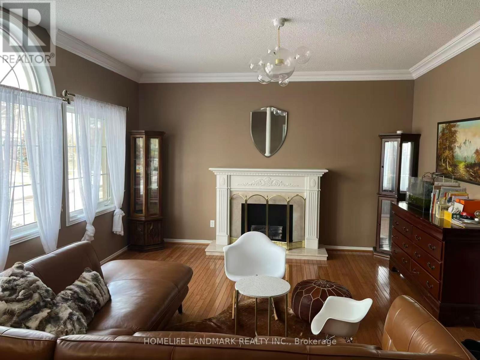 1482 Sandpiper Road, Oakville, Ontario  L6M 3R5 - Photo 9 - W12732034