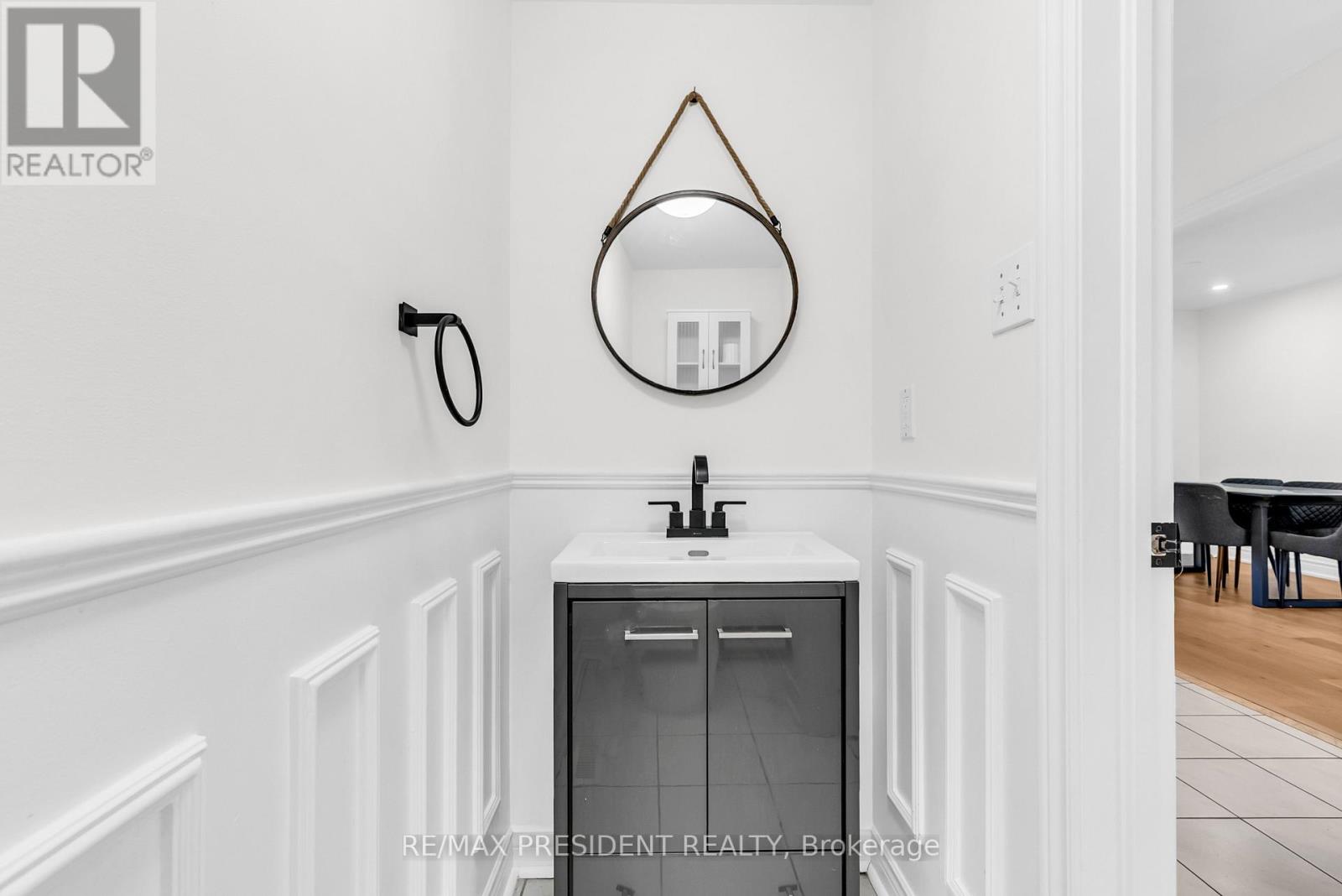 7031 Graydon Court, Mississauga, Ontario  L5N 7H4 - Photo 22 - W12732042