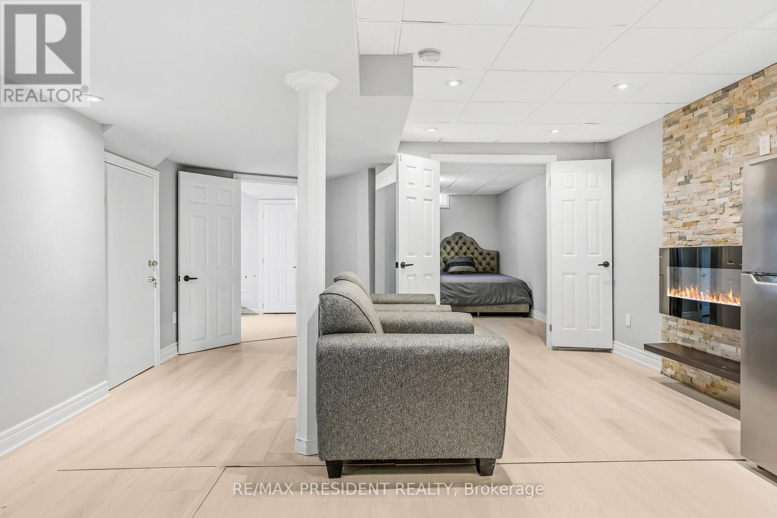 7031 Graydon Court, Mississauga, Ontario  L5N 7H4 - Photo 39 - W12732042