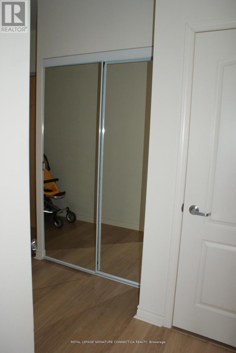 207 - 3865 Lake Shore Boulevard W, Toronto, Ontario  M8W 1R4 - Photo 8 - W12732096