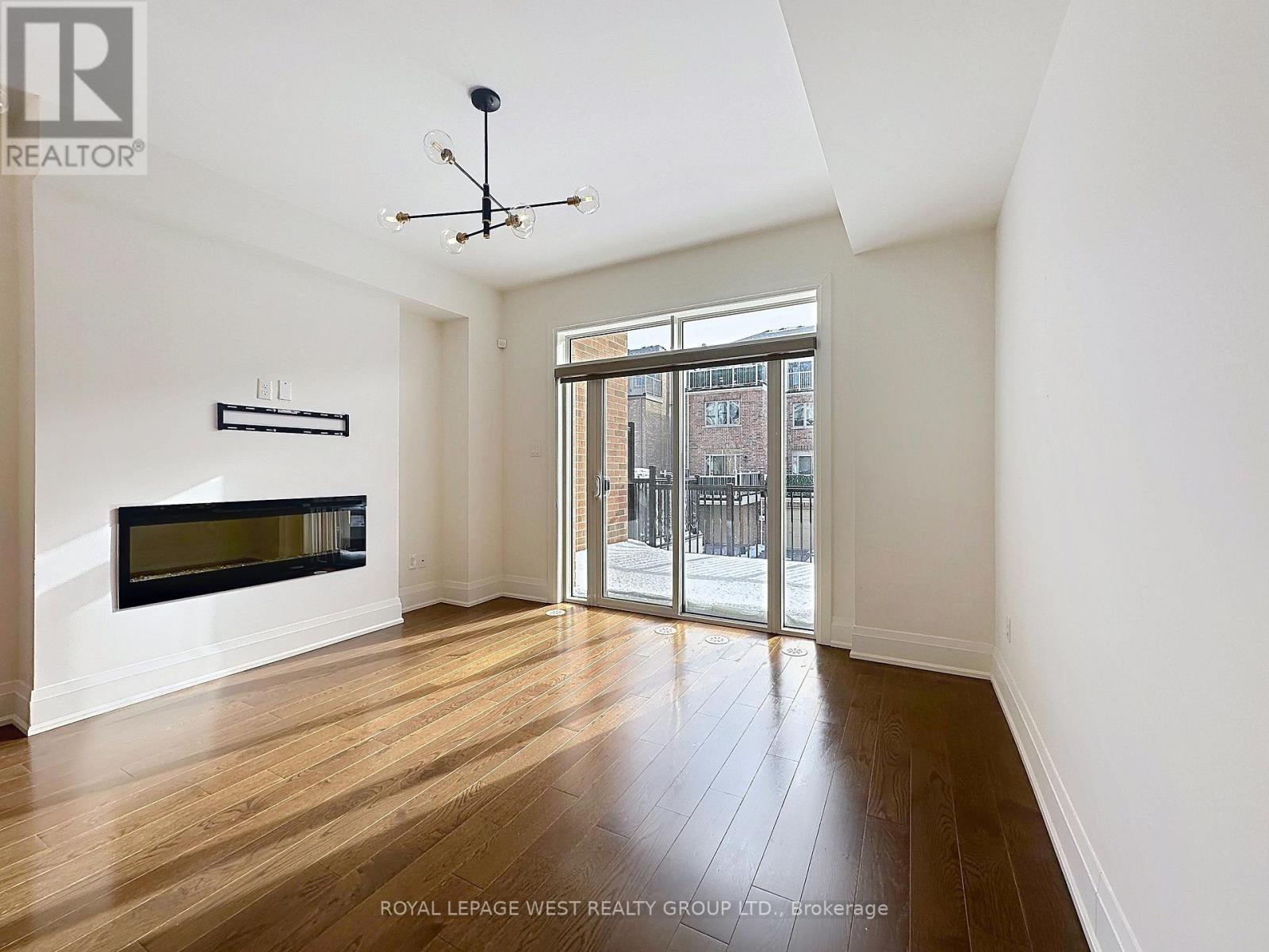 159 Norseman Street, Toronto, Ontario  M8Z 0E6 - Photo 2 - W12732130