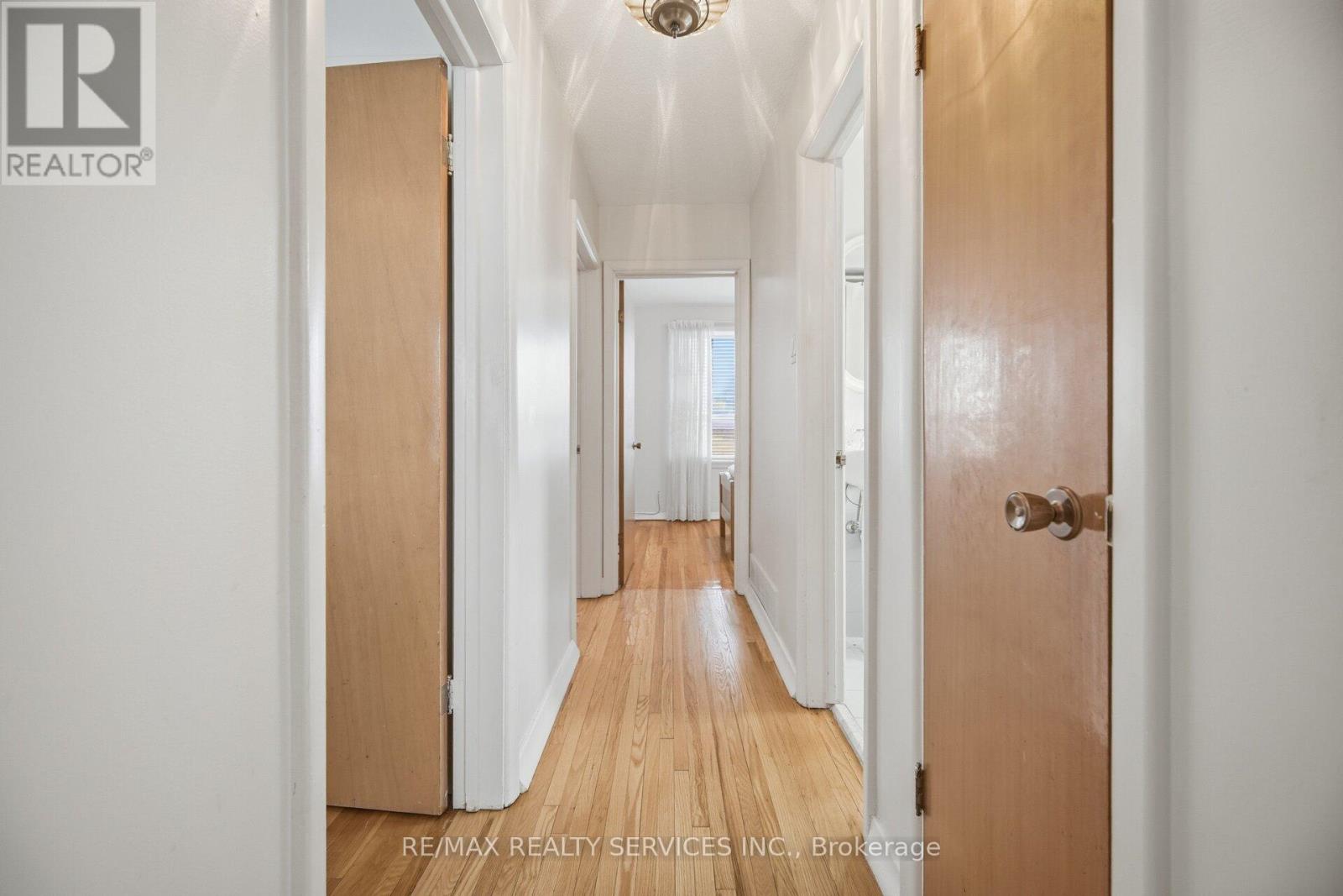 183 Vodden Street E, Brampton, Ontario  L6V 1M9 - Photo 17 - W12732146