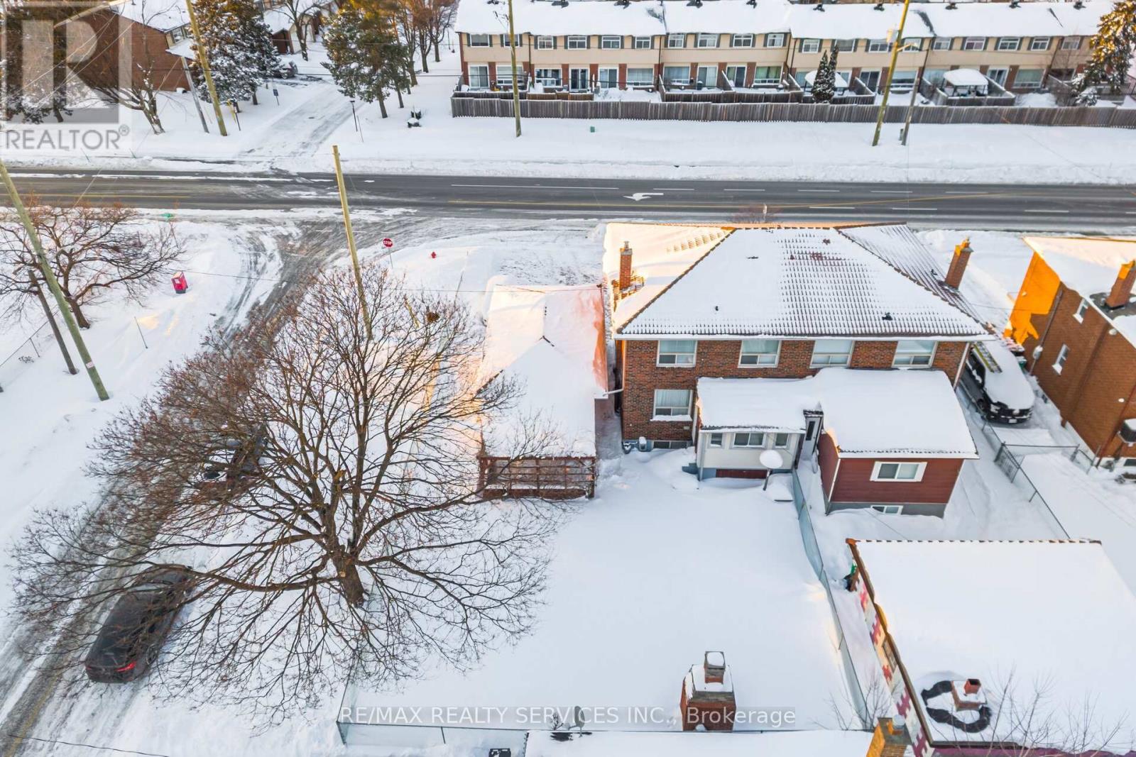 183 Vodden Street E, Brampton, Ontario  L6V 1M9 - Photo 35 - W12732146