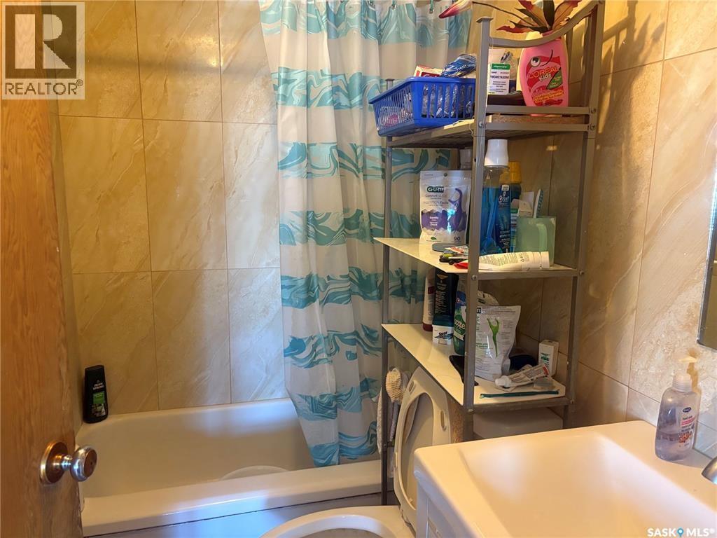 210 Main Street, Rosetown, Saskatchewan  S0L 2V0 - Photo 18 - SK027464