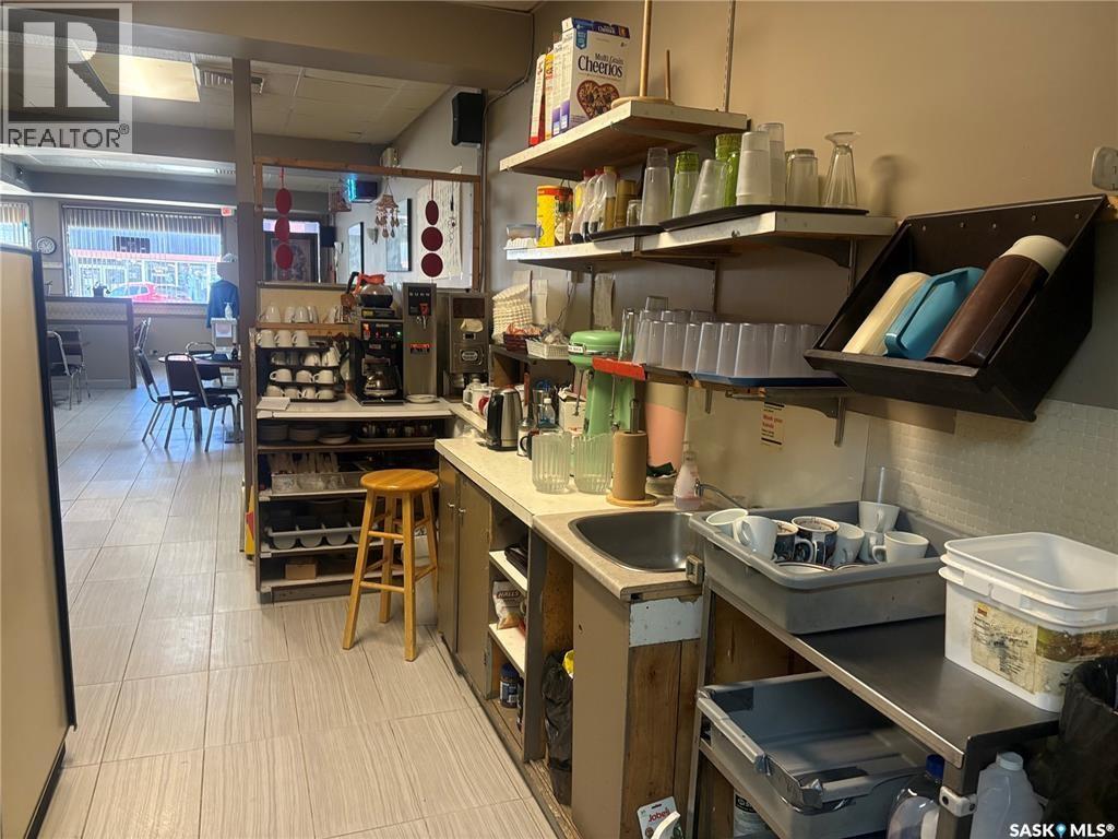 210 Main Street, Rosetown, Saskatchewan  S0L 2V0 - Photo 8 - SK027464