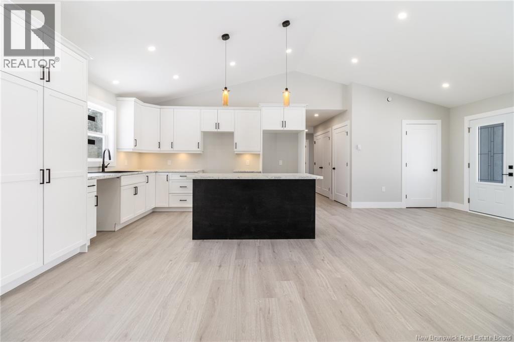 90 Shields Street, Douglas, New Brunswick  E3G 0J8 - Photo 10 - NB132114