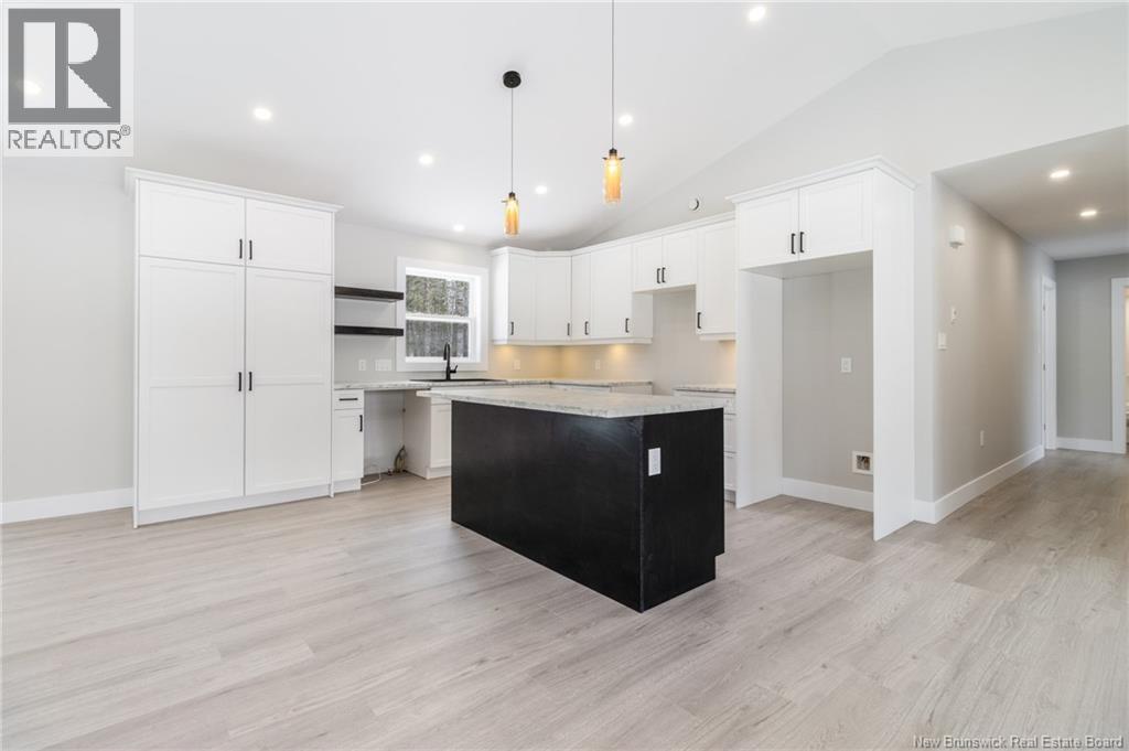 90 Shields Street, Douglas, New Brunswick  E3G 0J8 - Photo 11 - NB132114