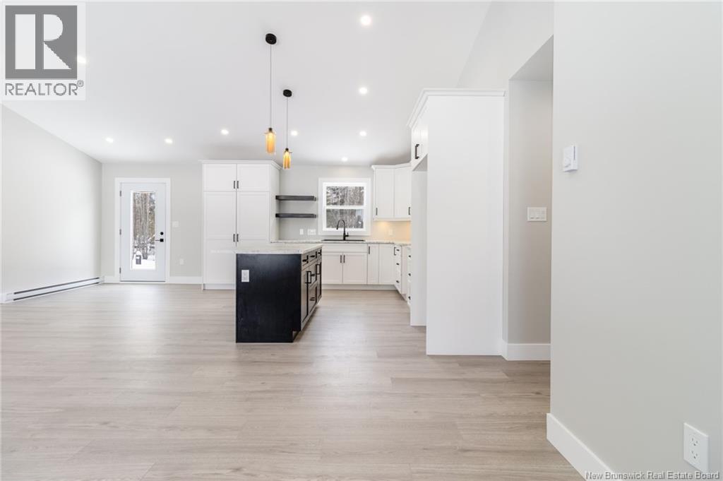 90 Shields Street, Douglas, New Brunswick  E3G 0J8 - Photo 7 - NB132114