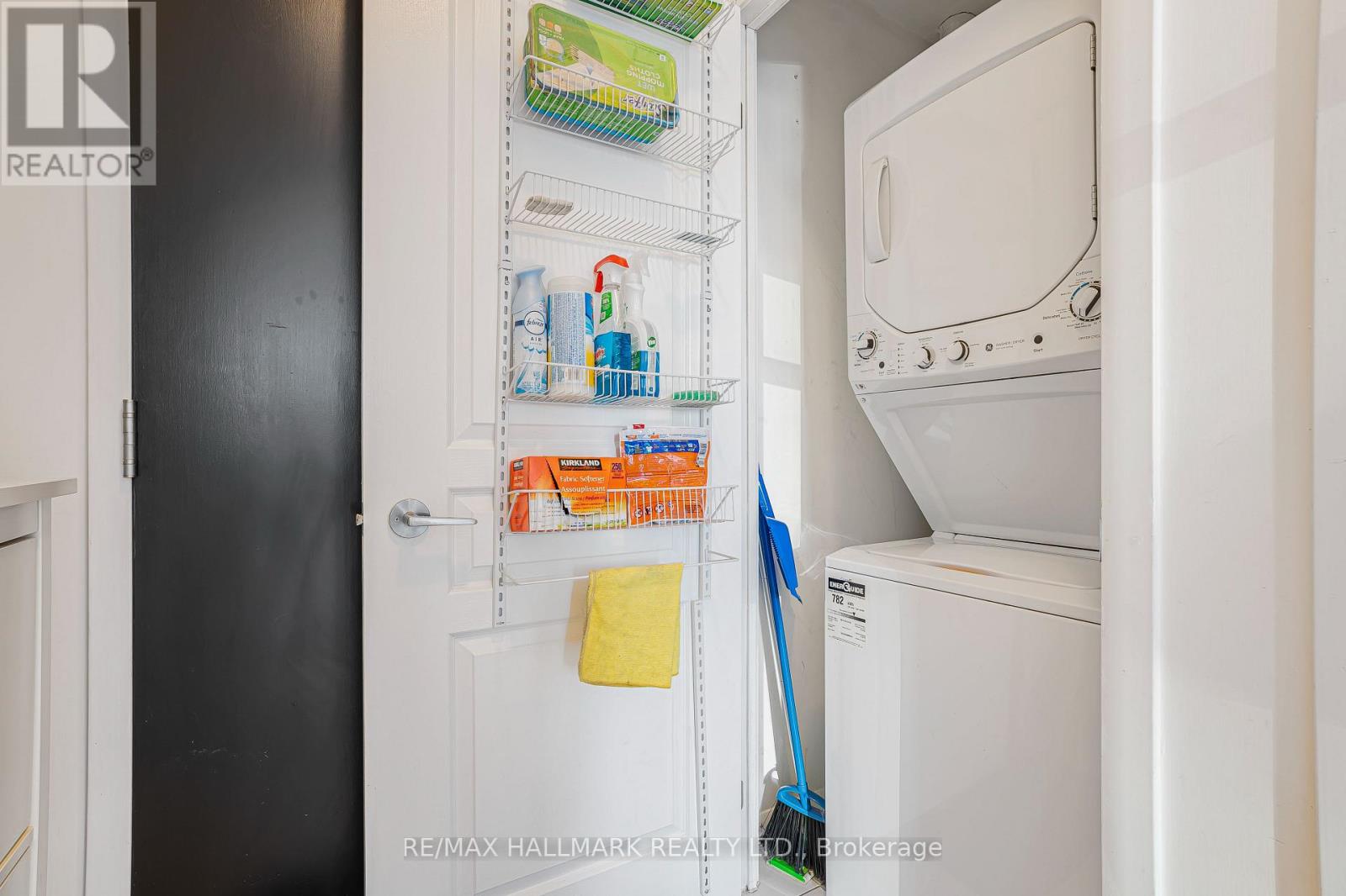 1603 - 18 Yonge Street, Toronto, Ontario  M5E 1Z8 - Photo 18 - C12729566