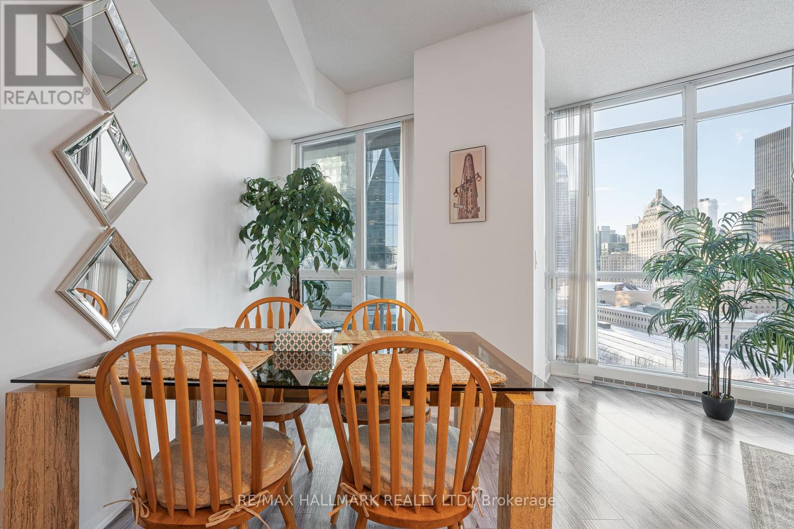 1603 - 18 Yonge Street, Toronto, Ontario  M5E 1Z8 - Photo 9 - C12729566