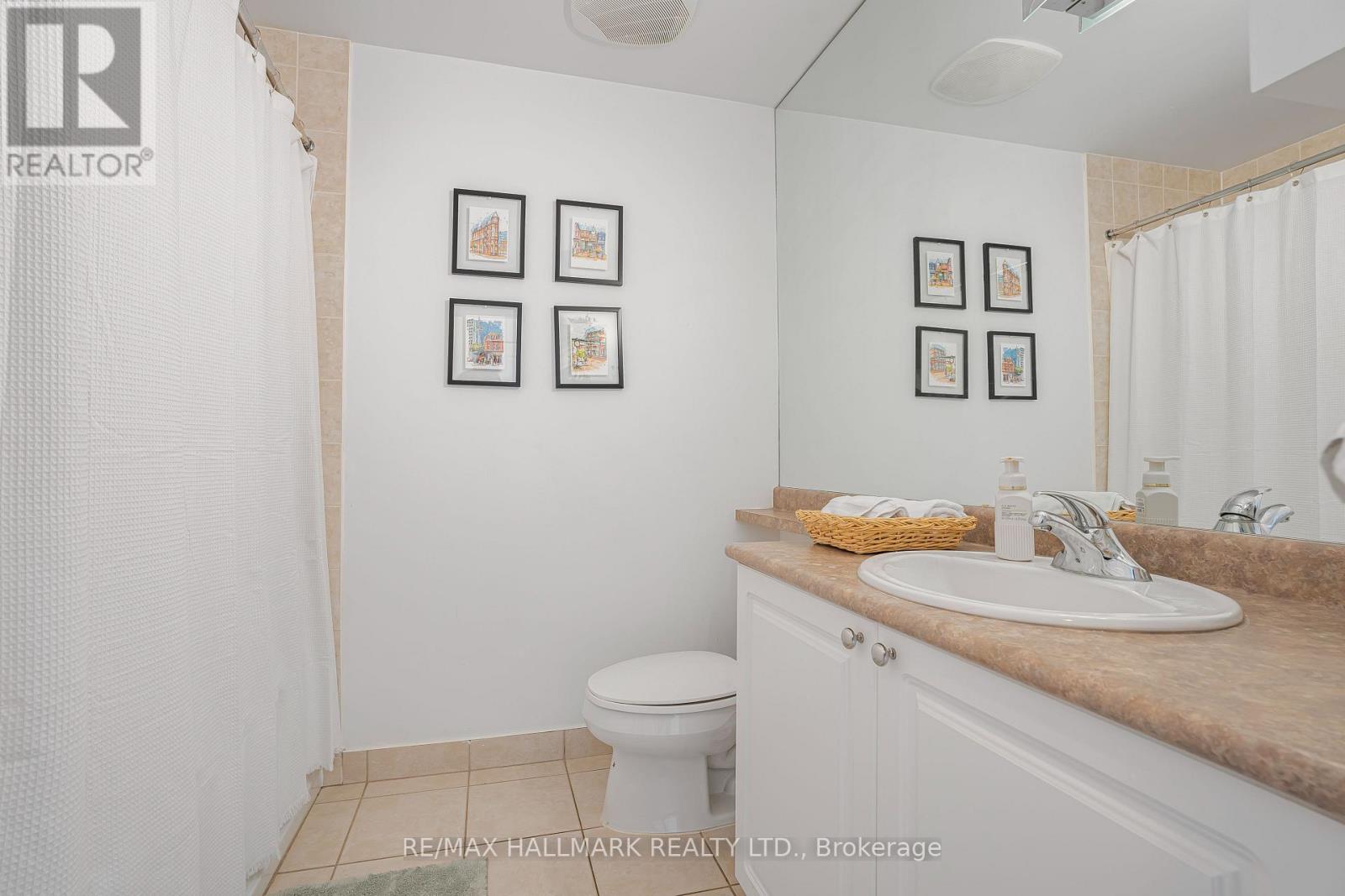 1603 - 18 Yonge Street, Toronto, Ontario  M5E 1Z8 - Photo 4 - C12729566