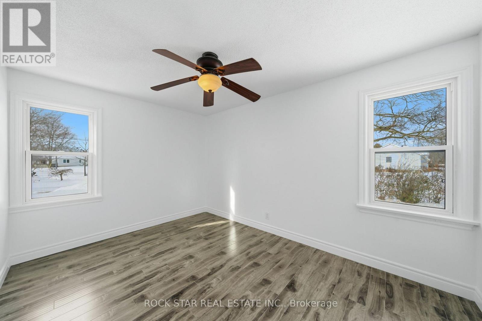 11 Nickerson Avenue, St. Catharines, Ontario  L2N 3L9 - Photo 14 - X12732054