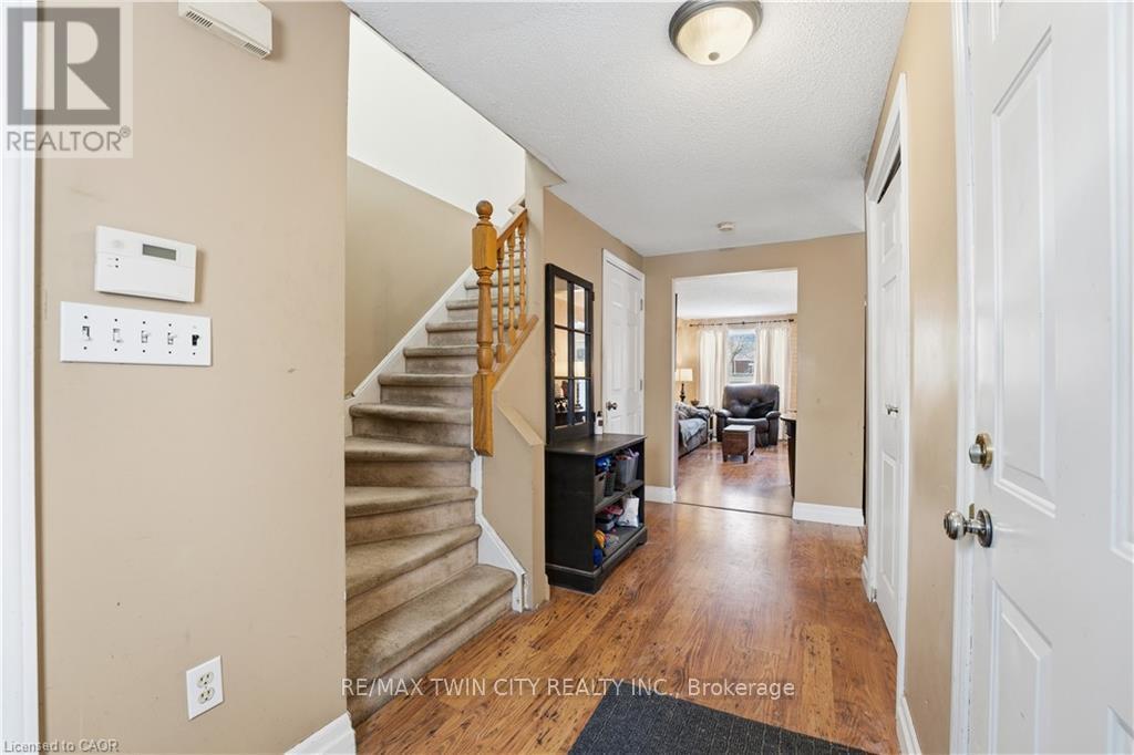 311 Northview Heights Place, Cambridge, Ontario  N1R 8J1 - Photo 9 - X12732058