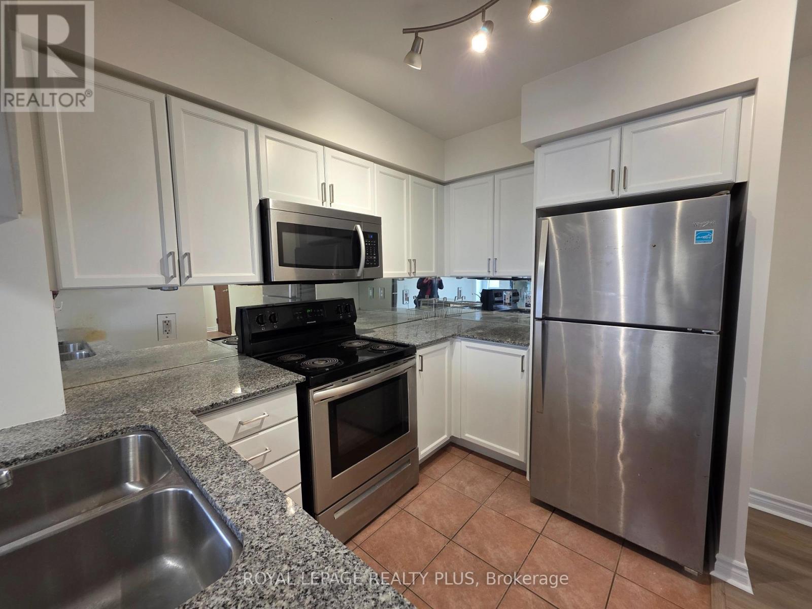 2311 - 4080 Living Arts Drive, Mississauga, Ontario  L5B 4N3 - Photo 5 - W12635920