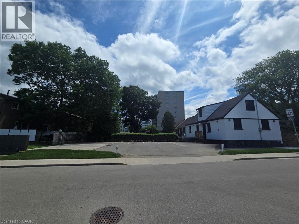 531 Queenston Road Unit# 2, Hamilton, Ontario  L8K 1J7 - Photo 2 - 40801122