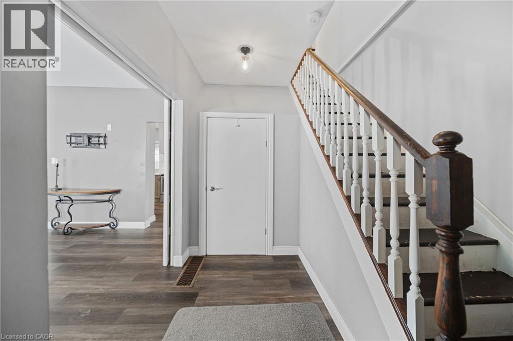 123 Sutherland Street, Caledonia, Ontario  N3W 1C6 - Photo 7 - 40800909