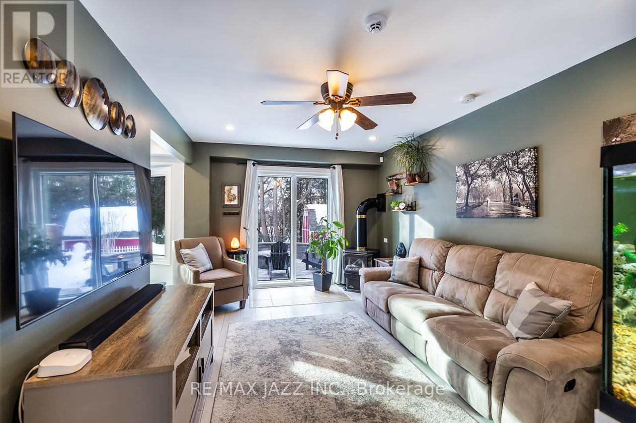 14 Goldpine Avenue, Clarington, Ontario  L1E 1N7 - Photo 7 - E12732352