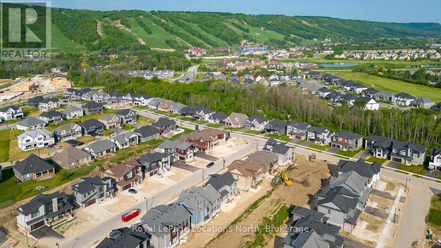 106 Stoneleigh Drive, Blue Mountains, Ontario L9Y 5J6 - Photo 49 - X12732356