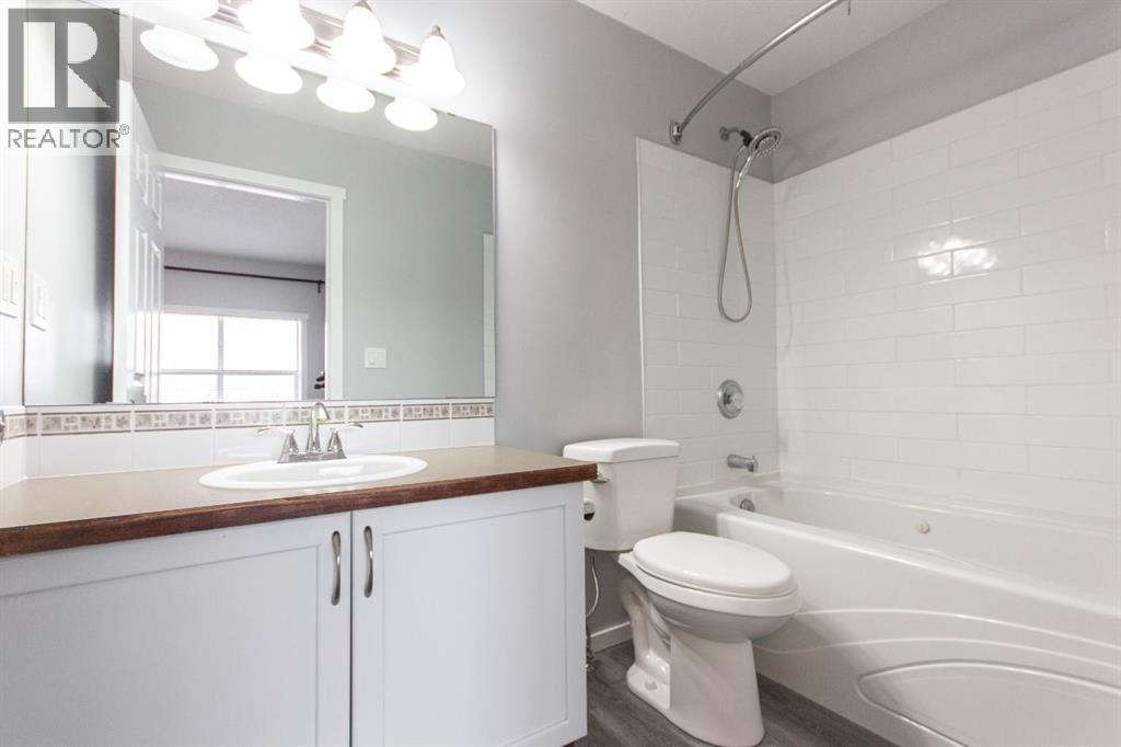 347 Addington Drive, Red Deer, Alberta  T4R 3H7 - Photo 13 - A2265967