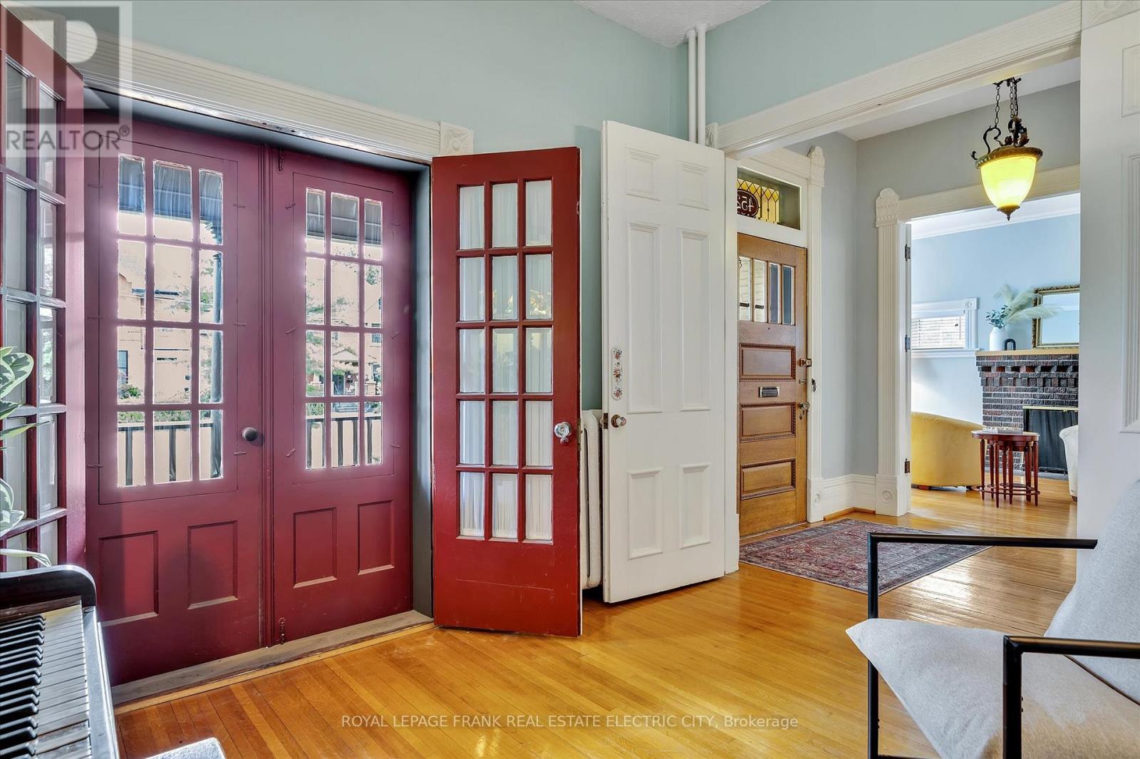 452 Hunter Street W, Peterborough, Ontario K9H 2M8 - Photo 10 - X12732212