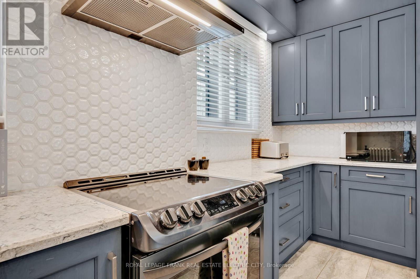 452 Hunter Street W, Peterborough, Ontario K9H 2M8 - Photo 17 - X12732212