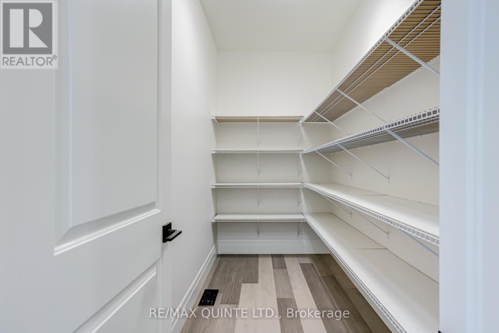 115 Villeneuve Drive, Prince Edward County (Picton Ward), Ontario  K0K 2T0 - Photo 32 - X12732326