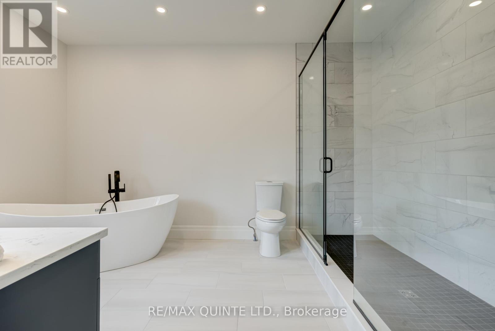 115 Villeneuve Drive, Prince Edward County (Picton Ward), Ontario  K0K 2T0 - Photo 39 - X12732326