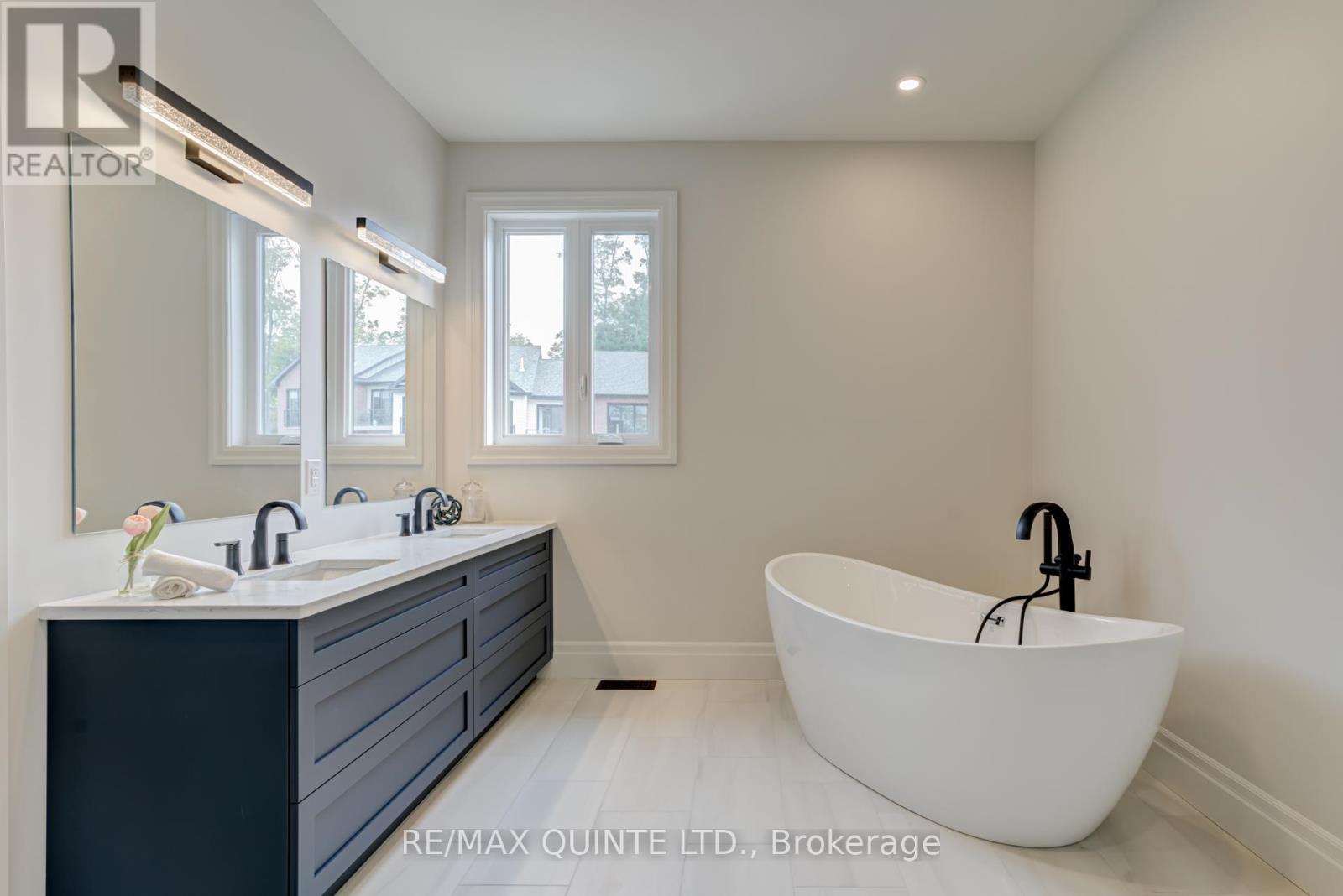 115 Villeneuve Drive, Prince Edward County (Picton Ward), Ontario  K0K 2T0 - Photo 41 - X12732326