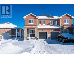 31 TEGAN COURT, Loyalist, Ontario