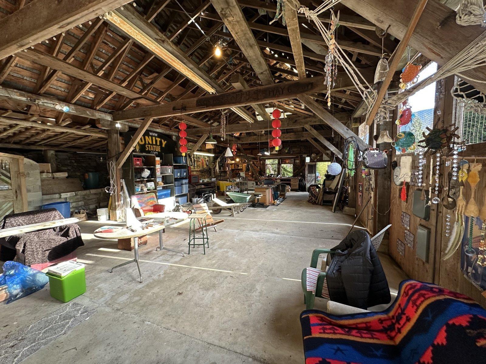 11191 Stave Lake Road, Mission, British Columbia  V2V 4J1 - Photo 3 - R3083041