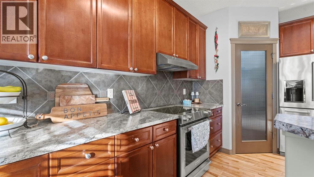 189 Rockyspring Terrace Nw, Calgary, Alberta  T3C 5Z7 - Photo 4 - A2280999