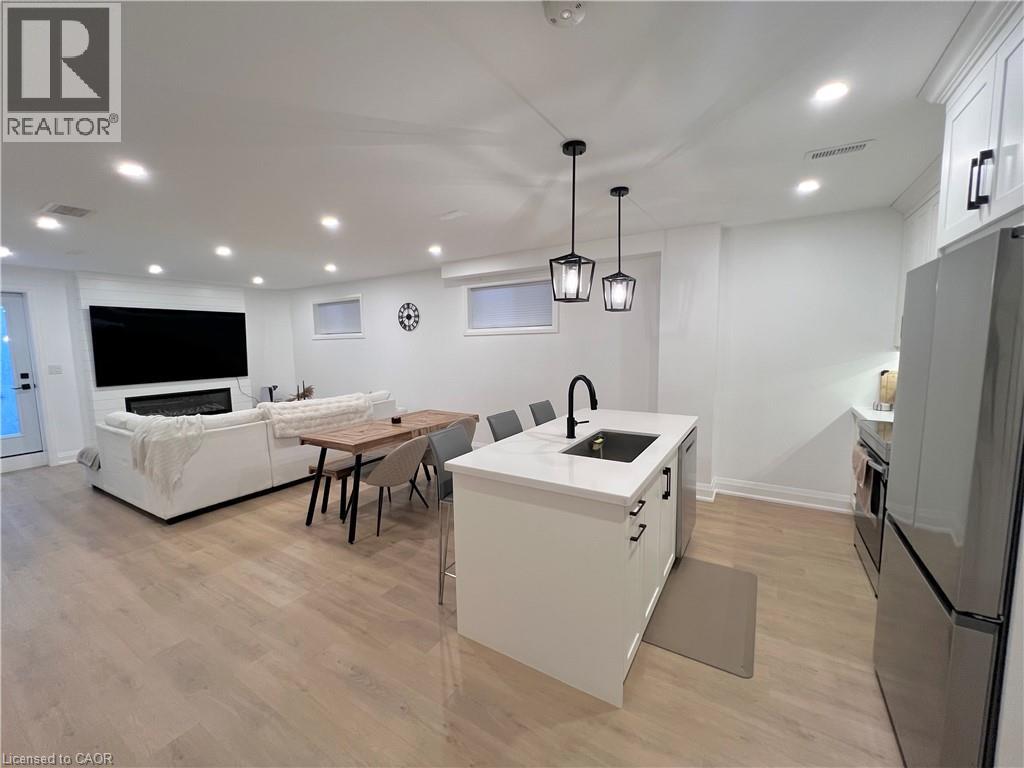 31 Colin Crescent, Hamilton, Ontario  L9A 0A1 - Photo 8 - 40800707