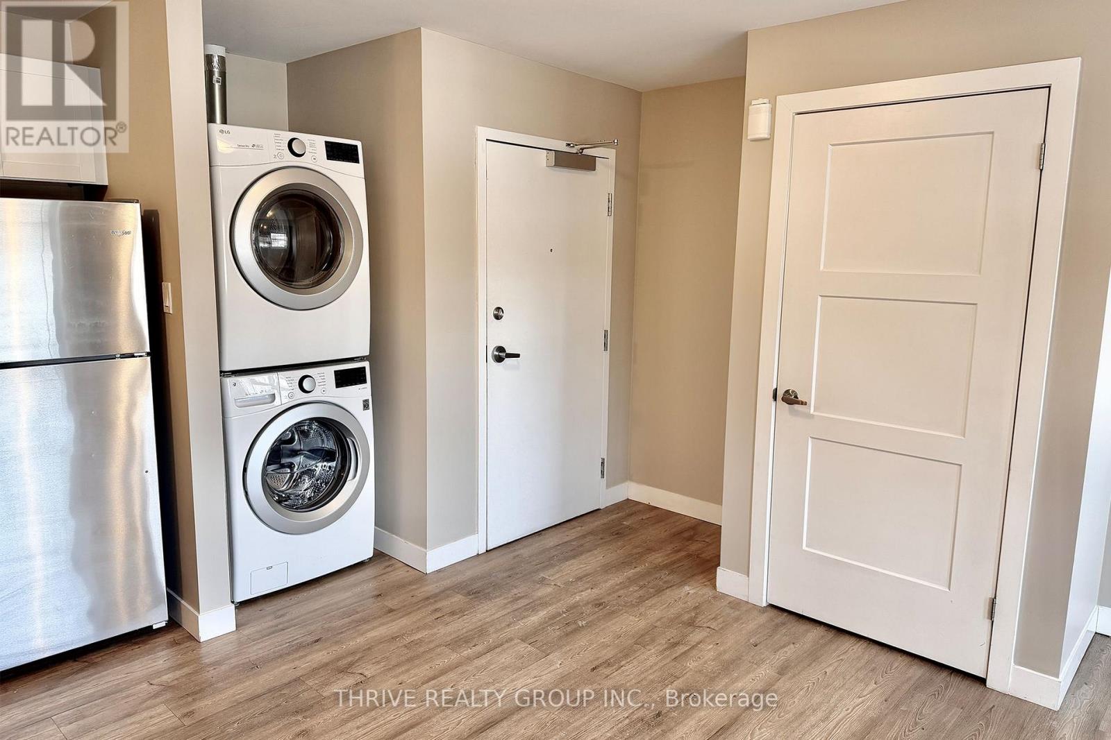 203 - 1277 COMMISSIONERS ROAD W, London South, Ontario