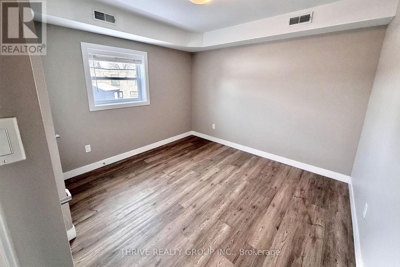 203 - 1277 Commissioners Road W, London South, Ontario  N6K 1C9 - Photo 10 - X12732156