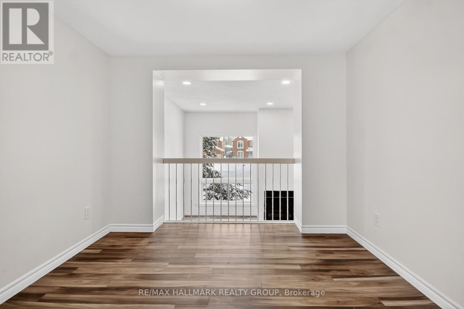 7 - 86 Esterlawn Private, Ottawa, Ontario  K2A 4C1 - Photo 23 - X12732180