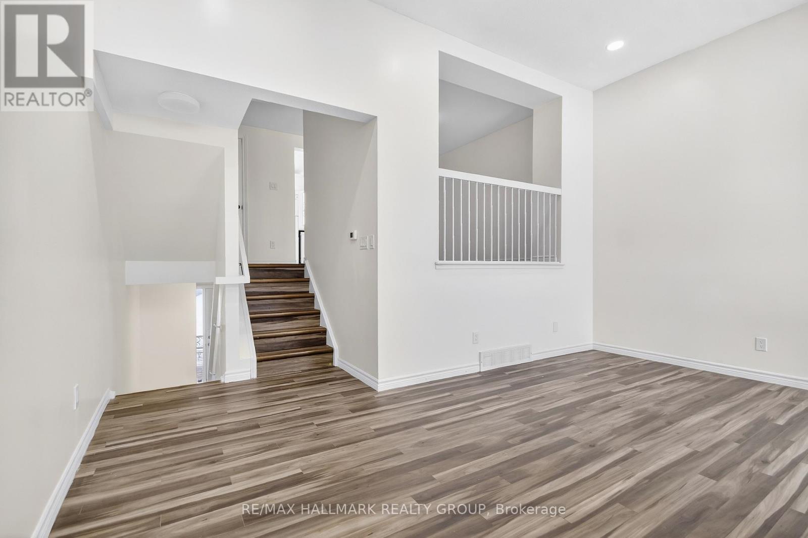 7 - 86 Esterlawn Private, Ottawa, Ontario  K2A 4C1 - Photo 25 - X12732180