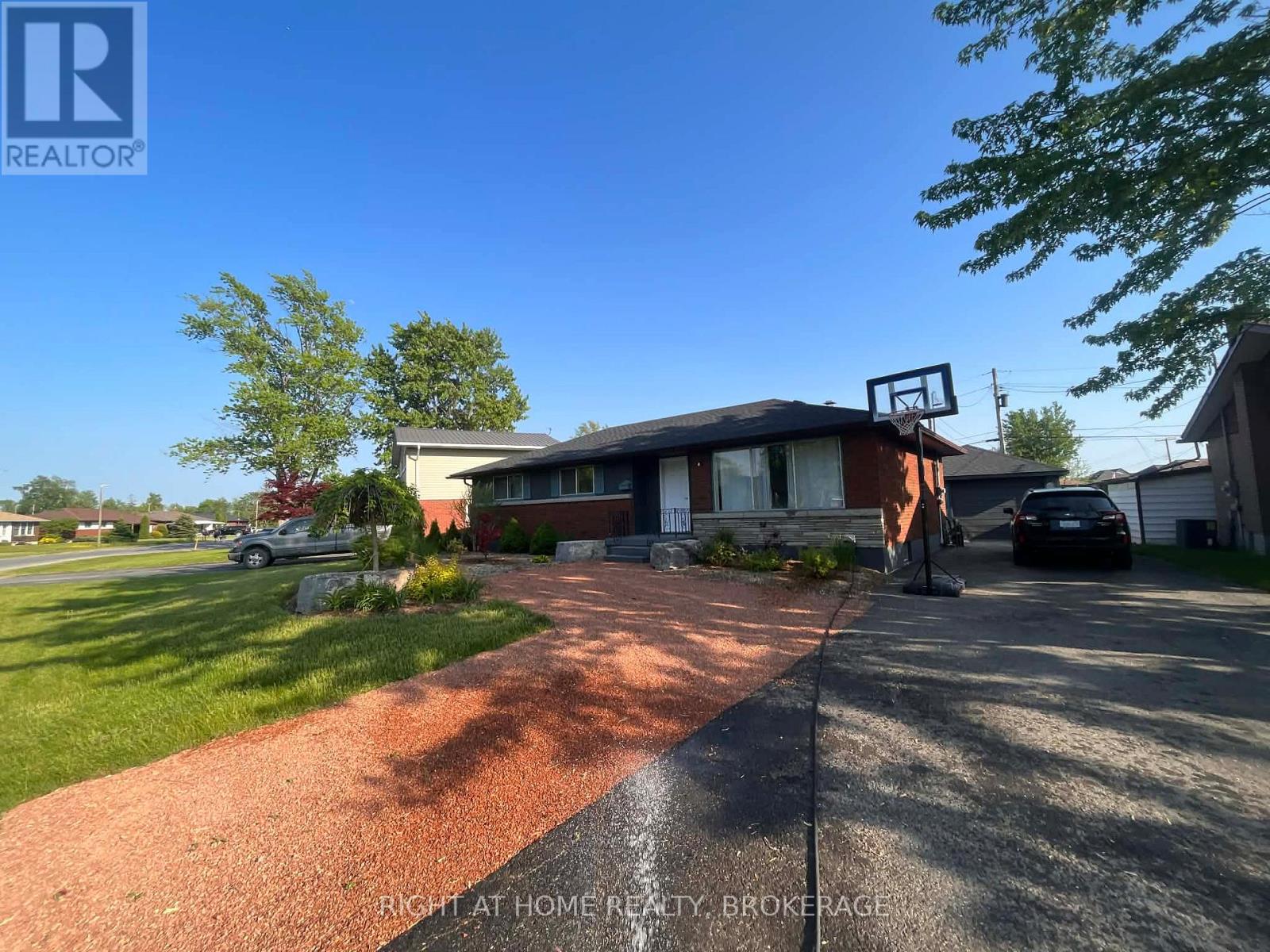 105 Glenwood Parkway, Welland, Ontario  L3B 5M7 - Photo 30 - X12732178