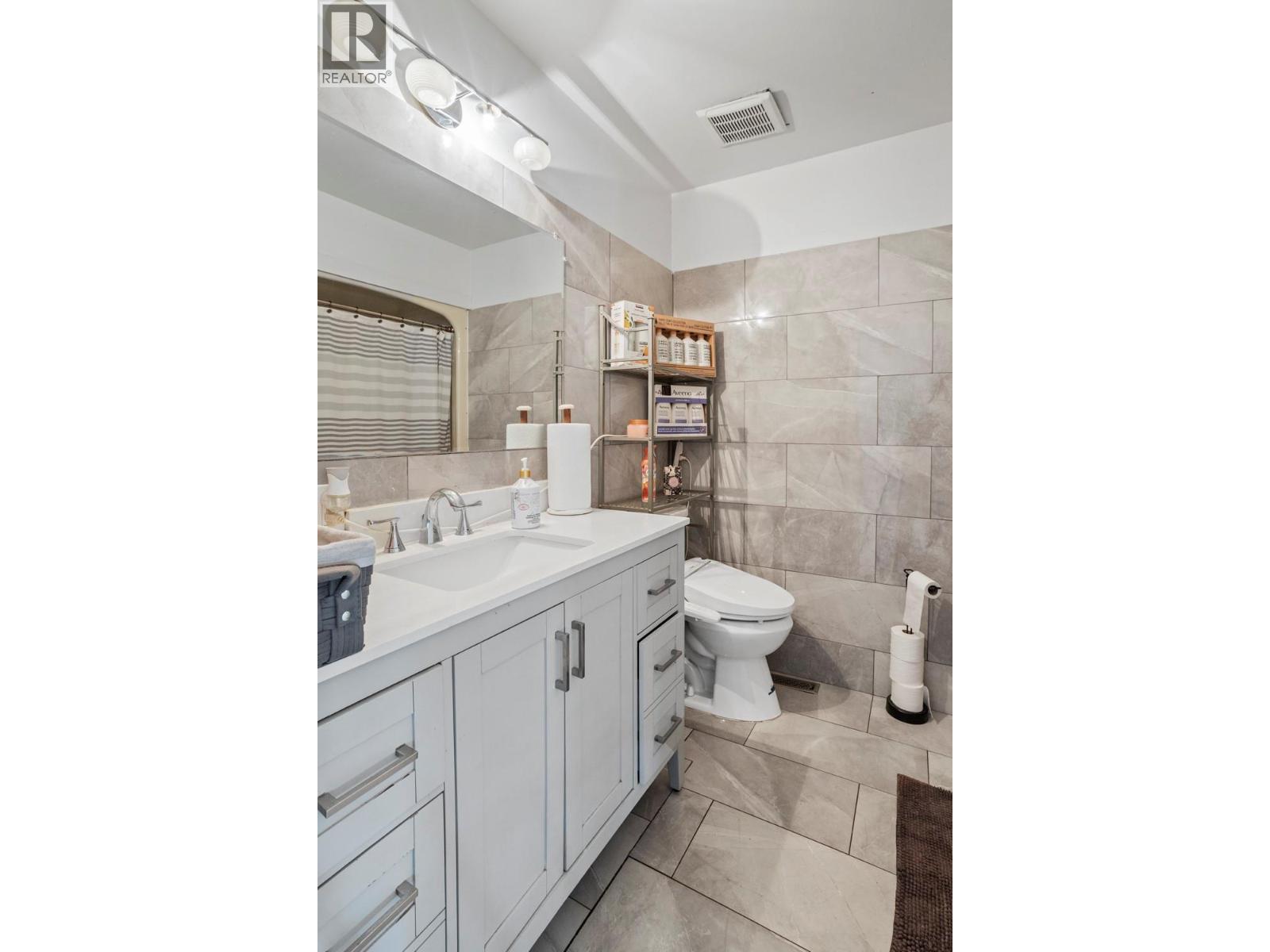 3851 3 Highway, Erickson, British Columbia V0B 1G0 - Photo 15 - 10372935